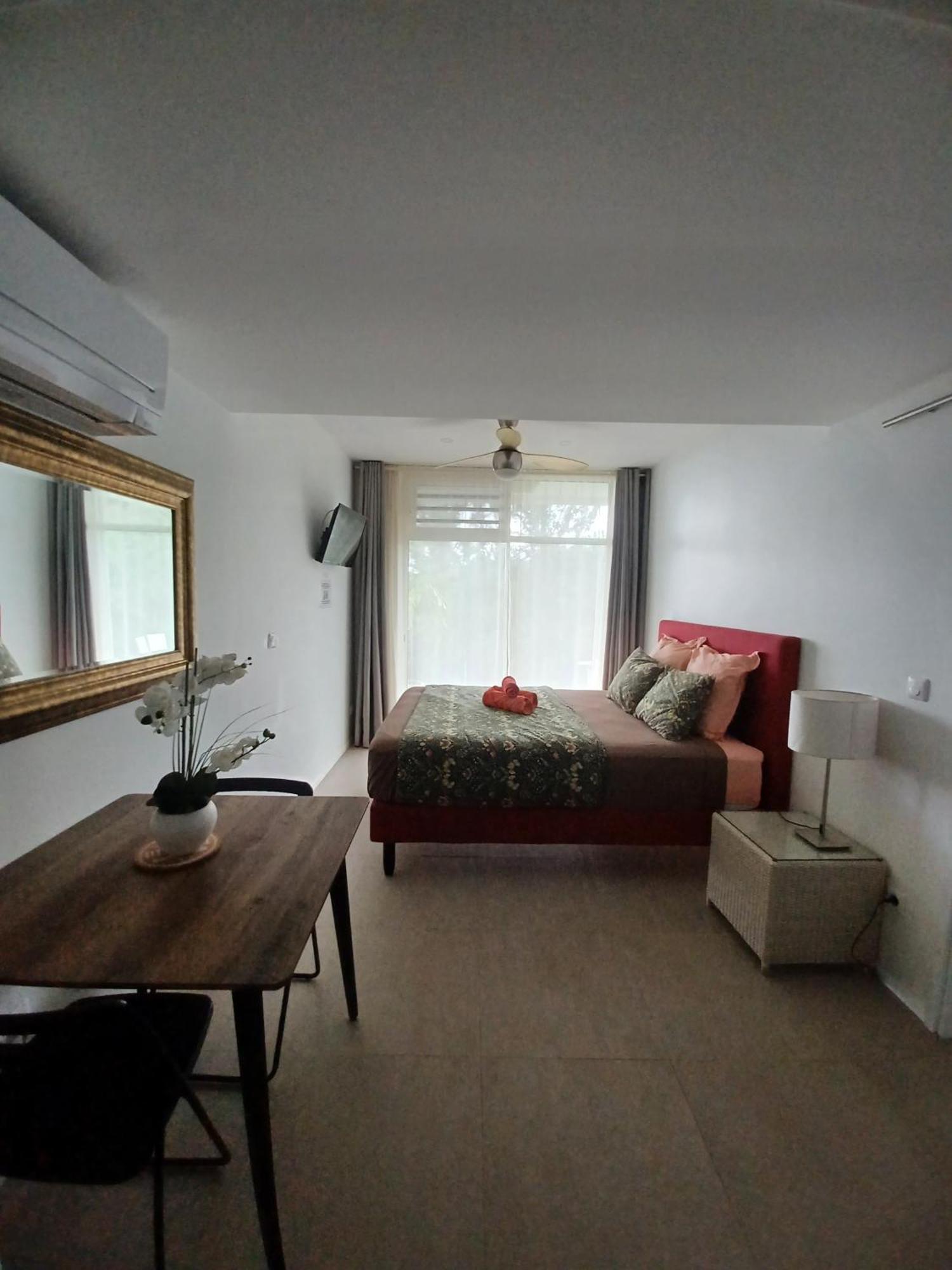 Logement Cosy Avec Piscine Et Vue Tahiti Punaauia Exterior photo